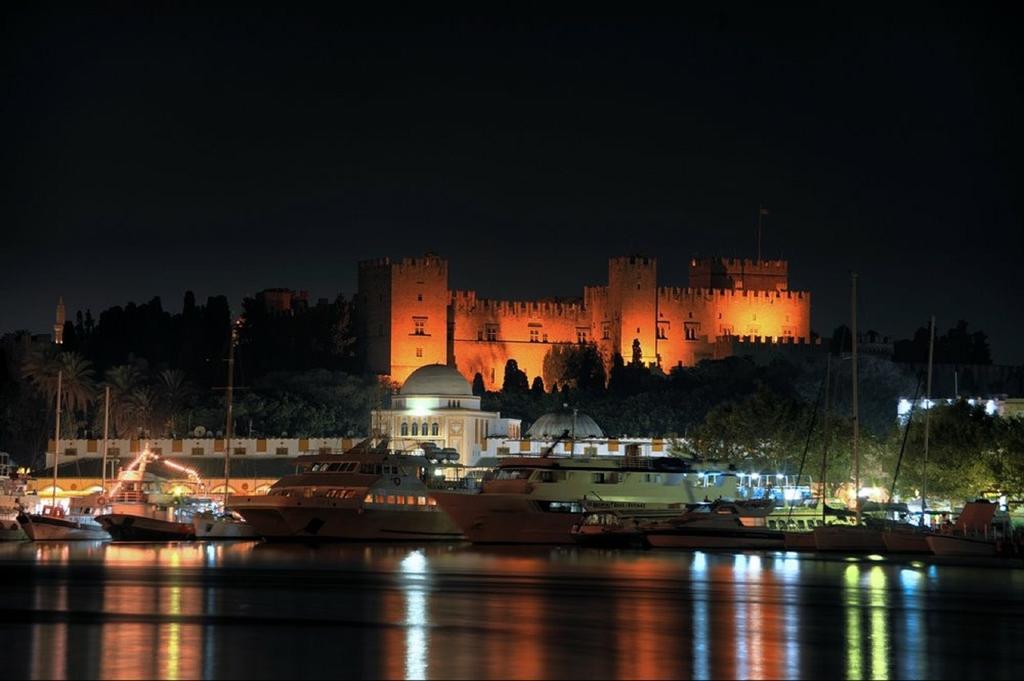 3 Charites Old Town Lejlighed Rhodes City Eksteriør billede