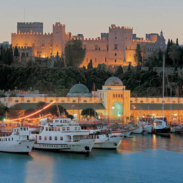 3 Charites Old Town Lejlighed Rhodes City Eksteriør billede